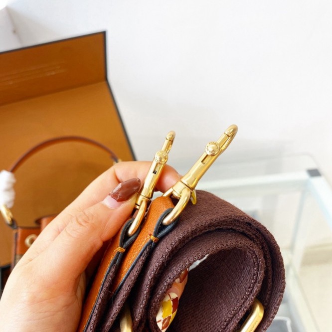 Coach・コーチ最新なクラシック ショルダーバッグ 手提げ袋 肩掛け