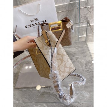 Coachコーチ・最新なクラシック ショルダーバッグ 手提げ袋 肩掛け