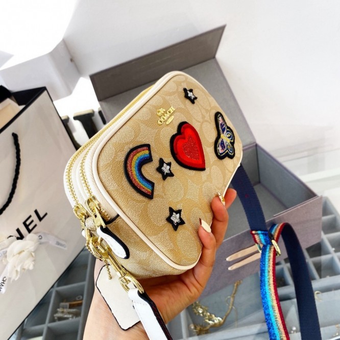 Coachコーチ・最新なクラシック ショルダーバッグ 手提げ袋 肩掛けカメラバッグ