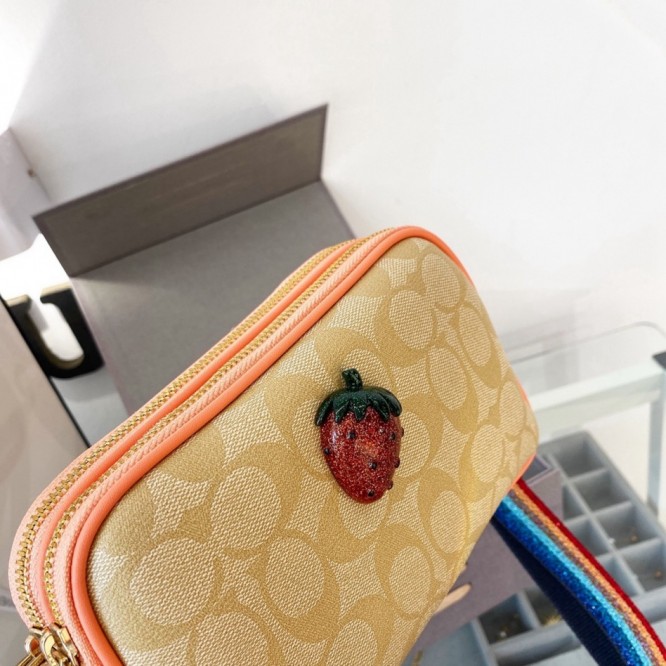 Coachコーチ・最新なクラシック ショルダーバッグ 手提げ袋 肩掛けカメラバッグ