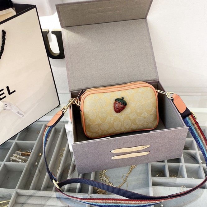 Coachコーチ・最新なクラシック ショルダーバッグ 手提げ袋 肩掛けカメラバッグ