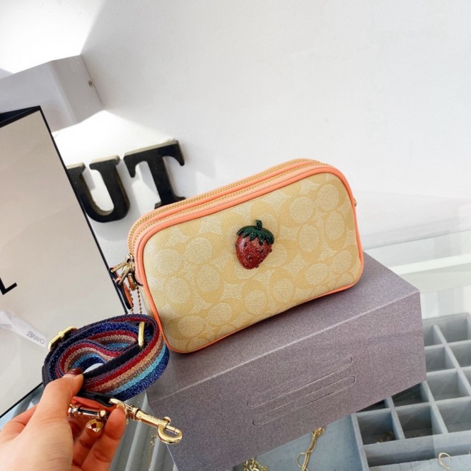 Coachコーチ・最新なクラシック ショルダーバッグ 手提げ袋 肩掛けカメラバッグ