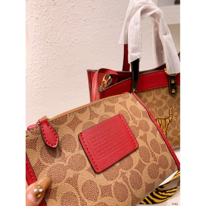 Coachコーチ・トートバッグ