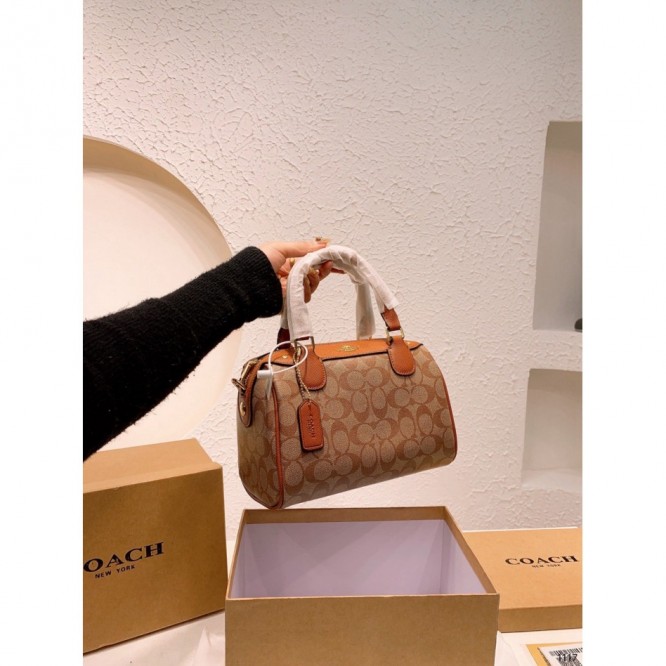 Coachコーチ・最新なクラシック ショルダーバッグ 手提げ袋 肩掛け