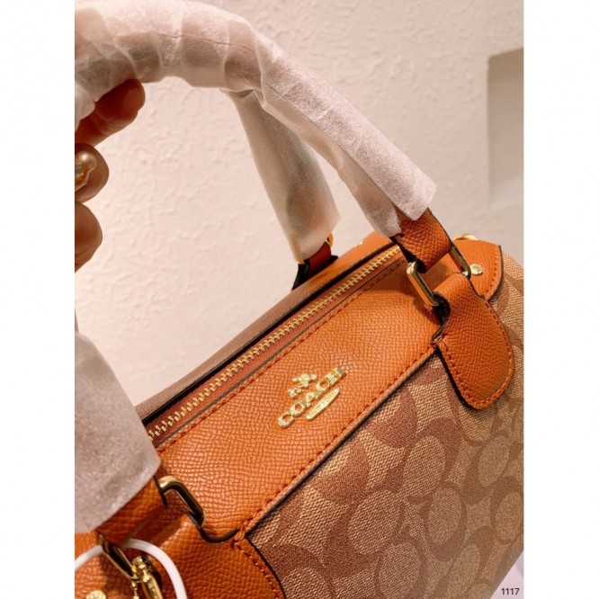 Coachコーチ・最新なクラシック ショルダーバッグ 手提げ袋 肩掛け