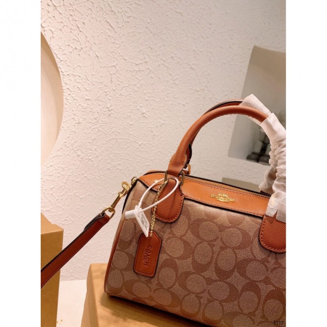 Coachコーチ・最新なクラシック ショルダーバッグ 手提げ袋 肩掛け