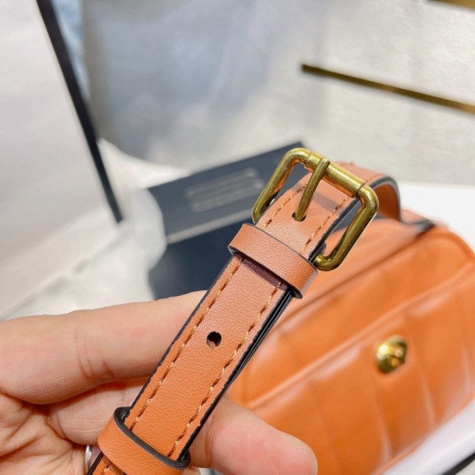 Coachコーチ・最新なクラシック ショルダーバッグ 手提げ袋 肩掛け