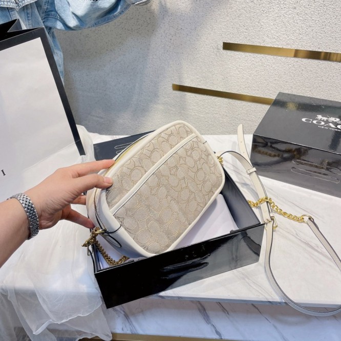 Coachコーチ・最新なクラシック ショルダーバッグ 手提げ袋 肩掛け
