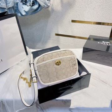 Coachコーチ・最新なクラシック ショルダーバッグ 手提げ袋 肩掛け