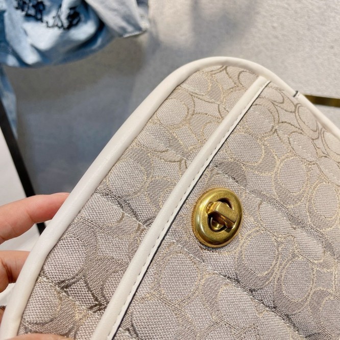 Coachコーチ・最新なクラシック ショルダーバッグ 手提げ袋 肩掛け