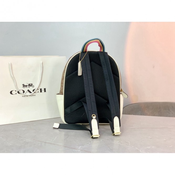 Coachコーチ・コーチ のバックパック