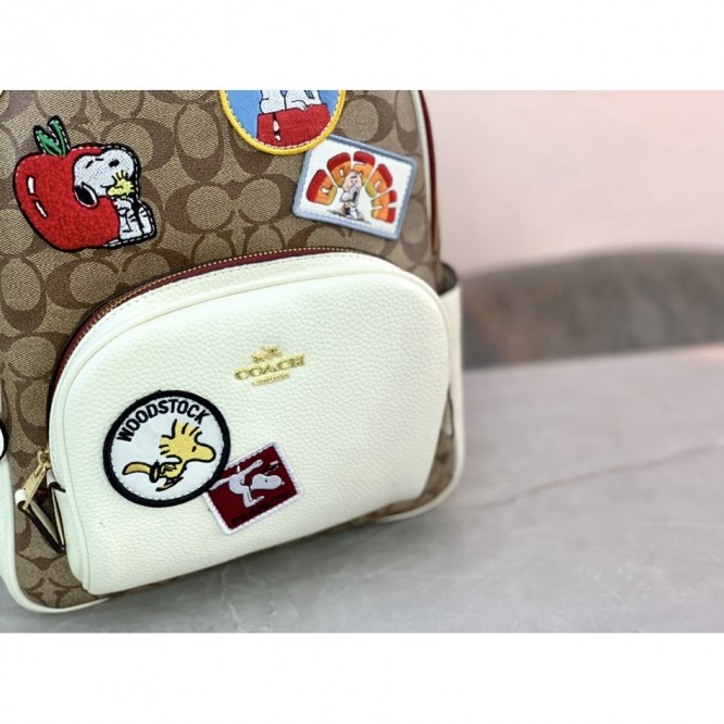 Coachコーチ・コーチ のバックパック