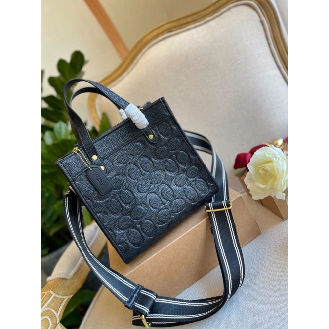 Coachコーチ・トートバッグ