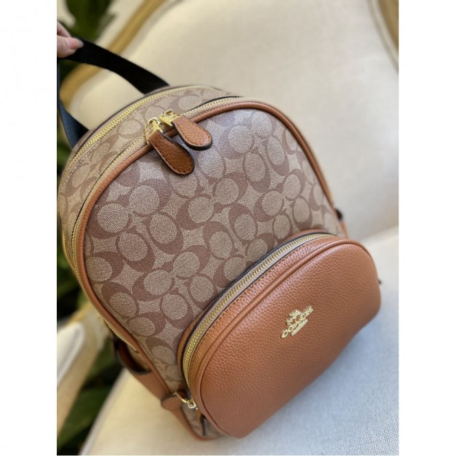 Coachコーチ・バックパック
