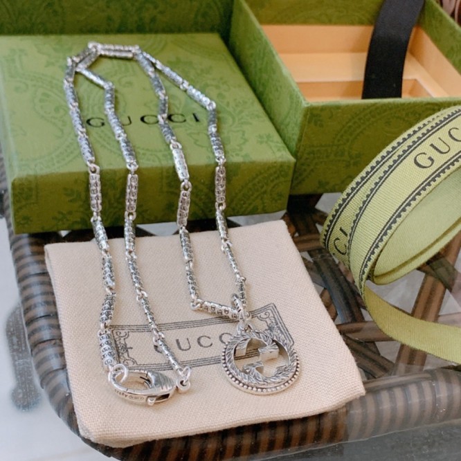 GUCCI ネックレス シルバー ユニセックス