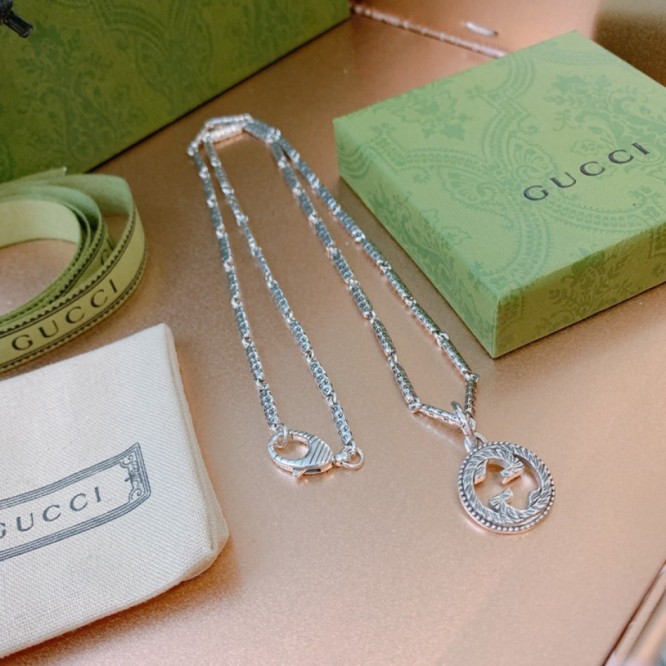 GUCCI ネックレス シルバー ユニセックス