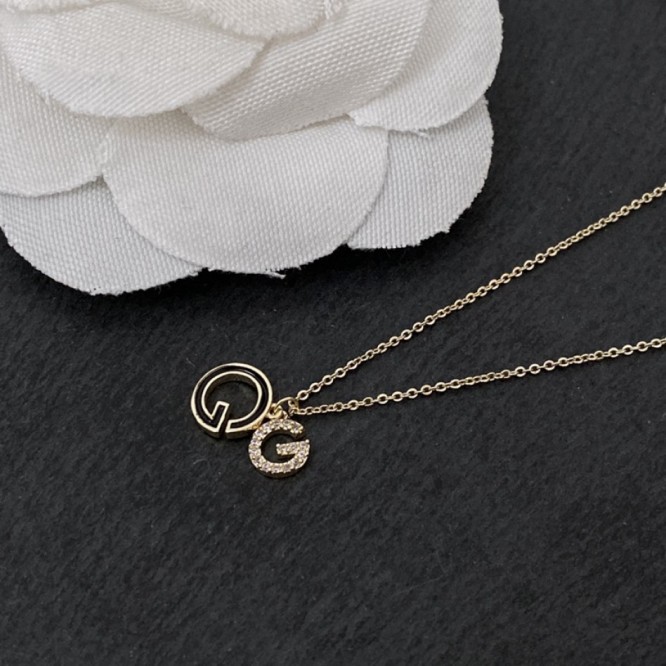 GUCCI ネックレス シルバー ユニセックス