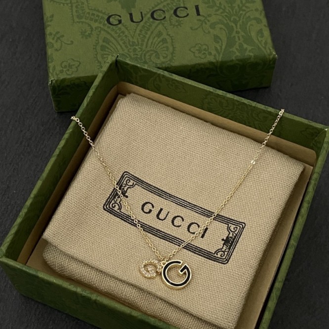 GUCCI ネックレス シルバー ユニセックス