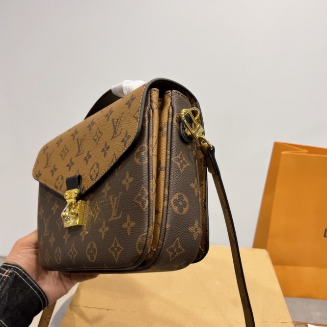 LOUIS VUITTON M44876  ポシェット・メティス MM