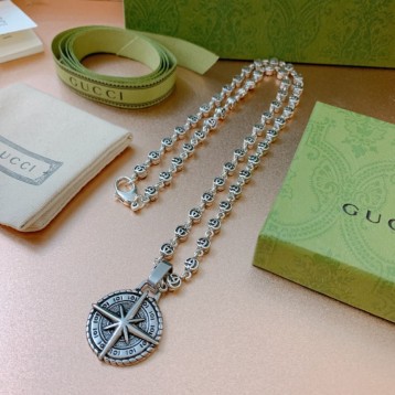 GUCCI ネックレス シルバー ユニセックス