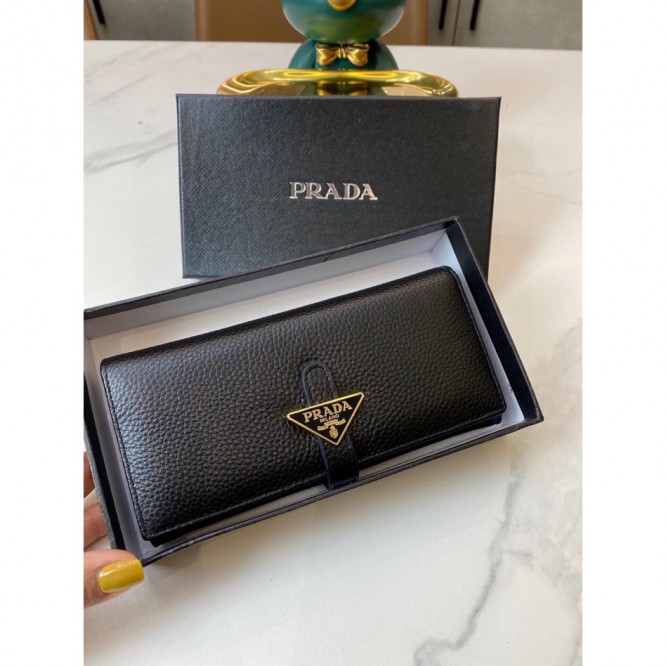 PRADA・レザー コンチネンタルウォレット 財布 ファスナー 長財布