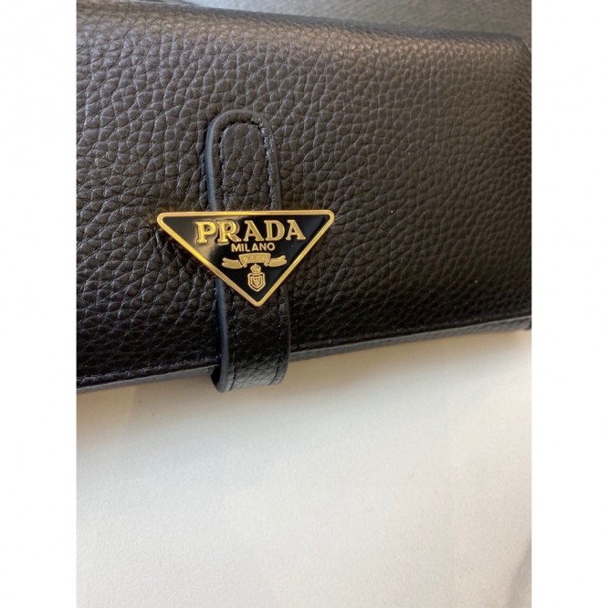 PRADA・レザー コンチネンタルウォレット 財布 ファスナー 長財布
