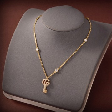 GUCCI インターロッキングG シルバー ネックレス