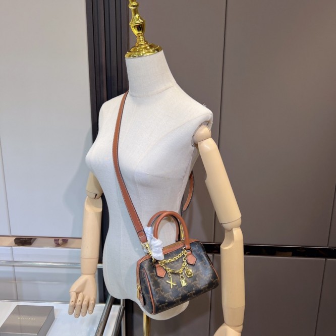 CELINE ショルダーバッグ 手提げ袋 肩掛け