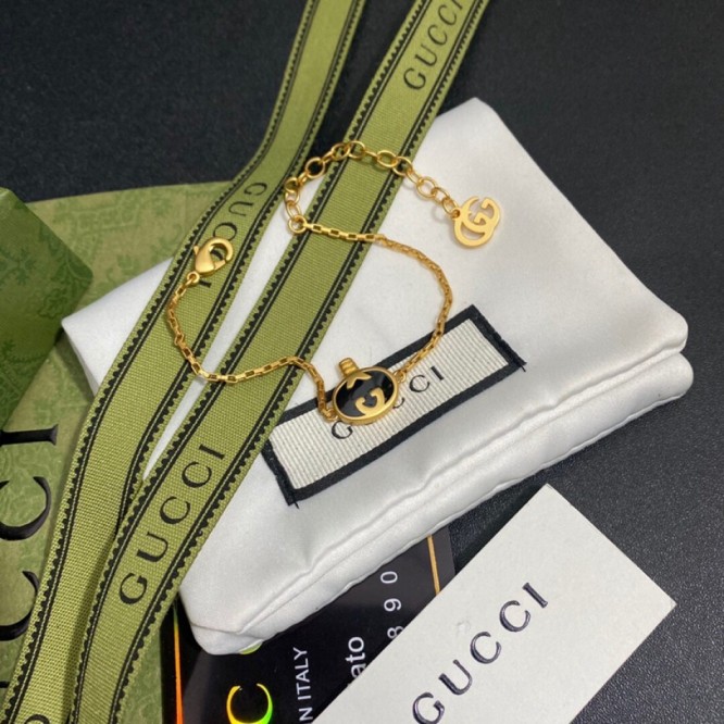 【GUCCIグッチ】インターロッキング G シルバー ブレスレッド