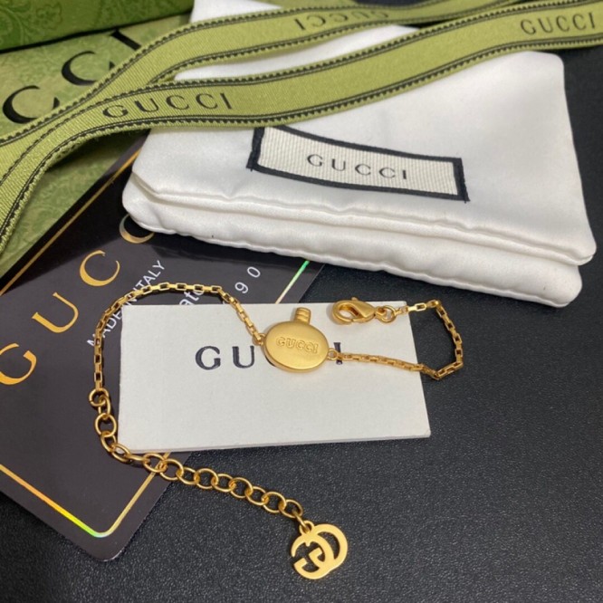 【GUCCIグッチ】インターロッキング G シルバー ブレスレッド