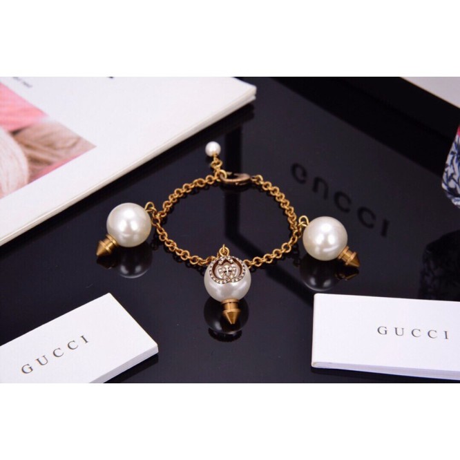 【GUCCIグッチ】インターロッキング G シルバー ブレスレッド