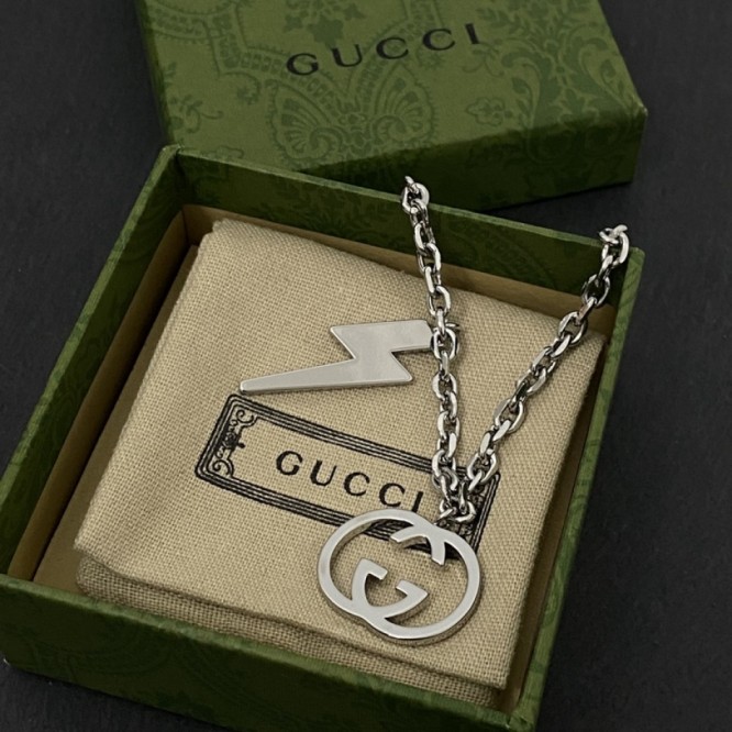 GUCCI ネックレス シルバー ユニセックス