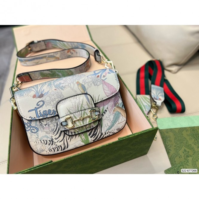 Gucci〔グッチ ホースビット 1955〕GUCCI TIGER ミニバッグ677266