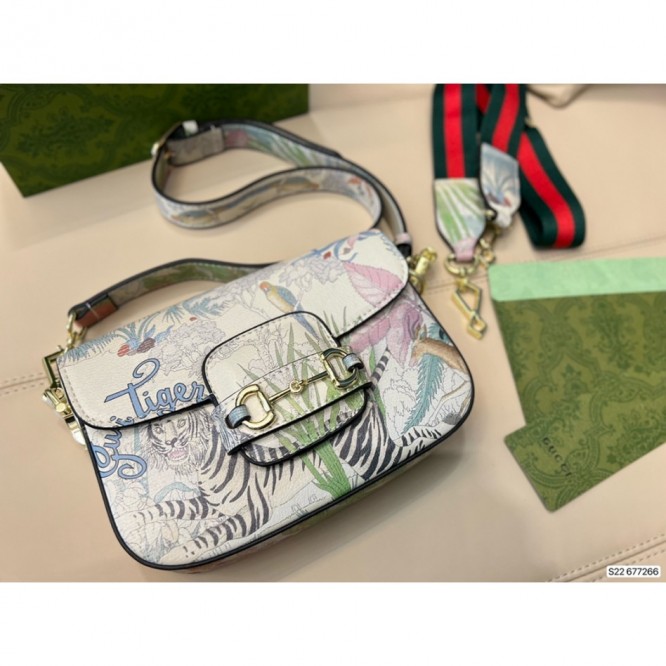 Gucci〔グッチ ホースビット 1955〕GUCCI TIGER ミニバッグ677266