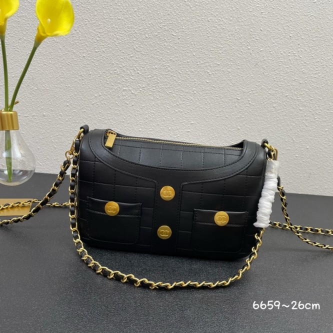 【CHANEL】 フラップバッグ ラムスキン ク