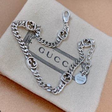 【GUCCIグッチ】インターロッキング G シルバー ブレスレッド