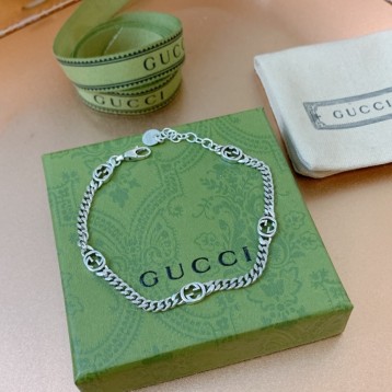 【GUCCIグッチ】インターロッキング G シルバー ブレスレッド