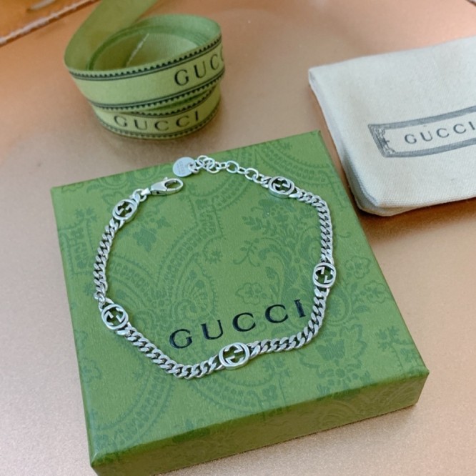 【GUCCIグッチ】インターロッキング G シルバー ブレスレッド