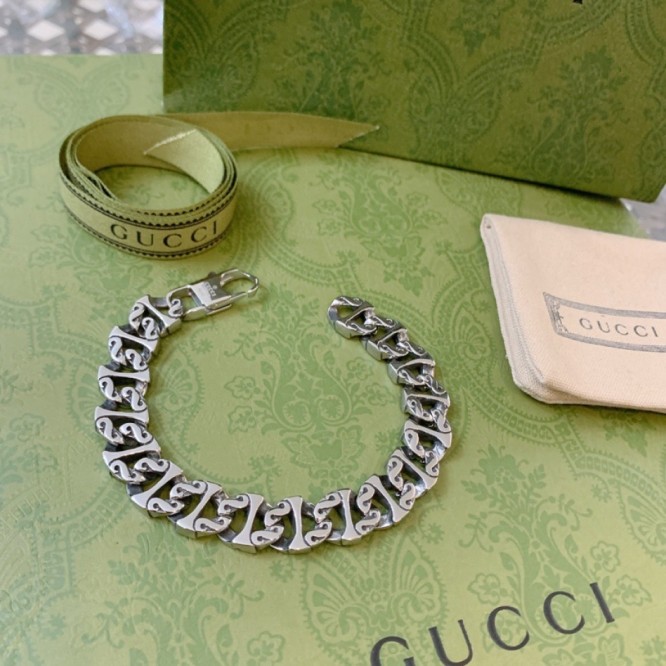 【GUCCIグッチ】インターロッキング G シルバー ブレスレッド