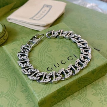 【GUCCIグッチ】インターロッキング G シルバー ブレスレッド