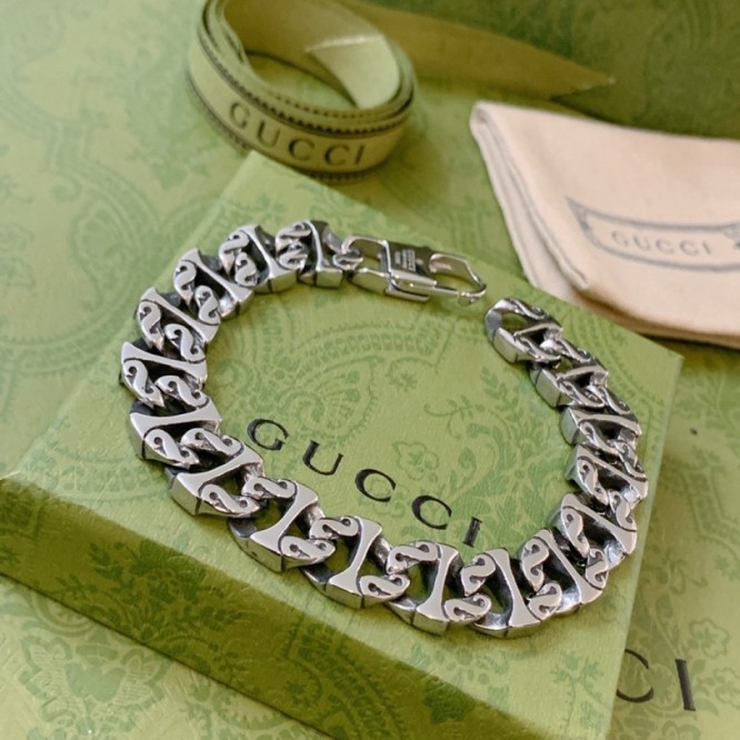 【GUCCIグッチ】インターロッキング G シルバー ブレスレッド