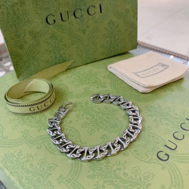 【GUCCIグッチ】インターロッキング G シルバー ブレスレッド
