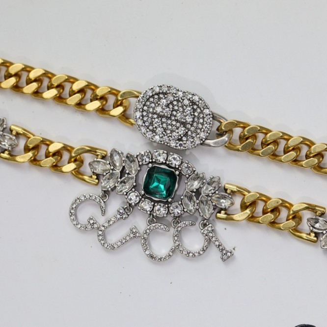 GUCCI インターロッキングG シルバー ネックレス