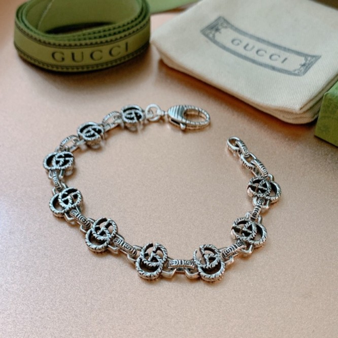 【GUCCIグッチ】インターロッキング G シルバー ブレスレッド