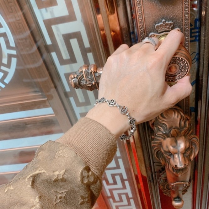 【GUCCIグッチ】インターロッキング G シルバー ブレスレッド