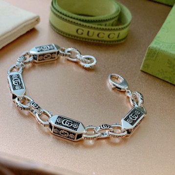 【GUCCIグッチ】インターロッキング G シルバー ブレスレッド
