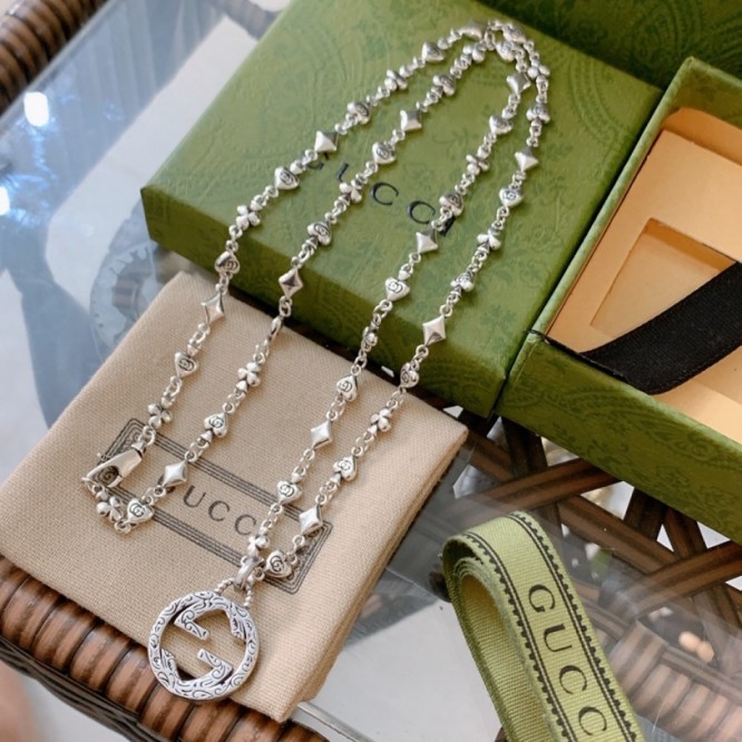 GUCCI ネックレス シルバー ユニセックス