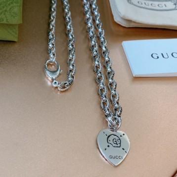 GUCCI ネックレス シルバー ユニセックス