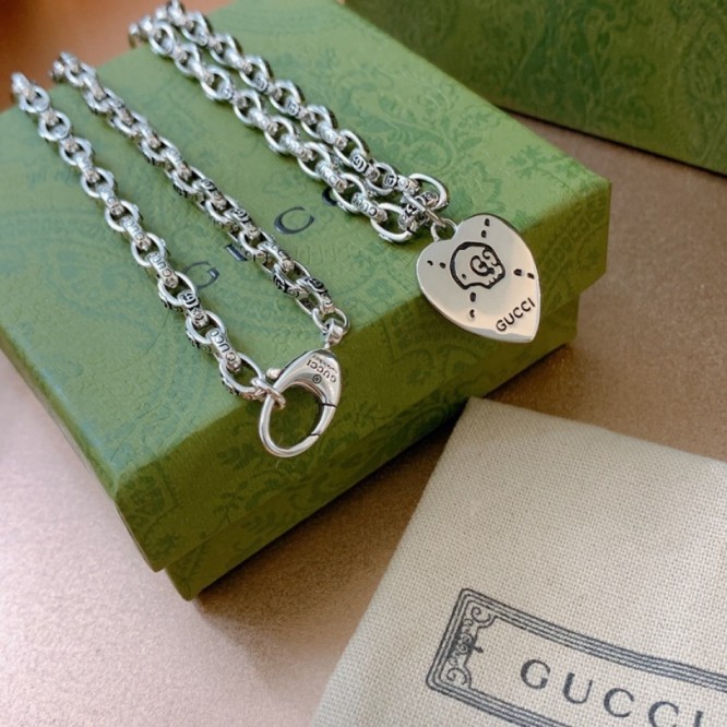GUCCI ネックレス シルバー ユニセックス