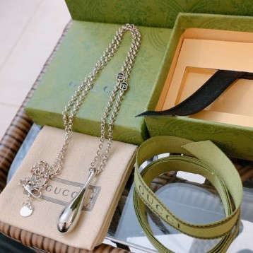 GUCCI ネックレス シルバー ユニセックス GUCCI ネックレス シルバー ユニセックス